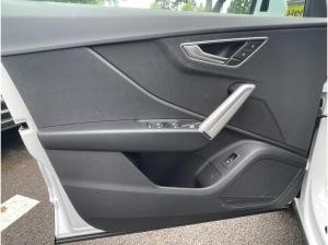 Audi Q2 35 TDI LED Navi Kamera Leder CarPlay