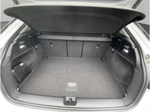 Audi Q2 35 TDI LED Navi Kamera Leder CarPlay