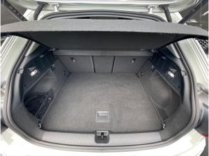 Audi Q2 30 TFSI S line LED PDC AHK CarPlay
