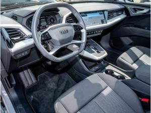 Audi Q4 e-tron Q4 45 e-tron S line /Matrix/ACC/HuD/Navi+/Kamera