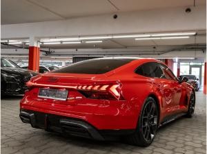 Audi RS e-tron GT performance quattro