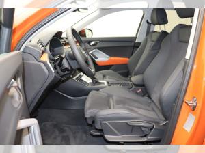 Audi Q3 35 TFSI S line Virt.Cockpit LED AHK - Verfügbar ab dem 12.09