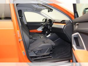 Audi Q3 35 TFSI S line Virt.Cockpit LED AHK - Verfügbar ab dem 12.09