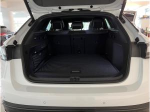 Volkswagen ID.7 Tourer Pro 210 kW - Park Assist Pro Dynamic Light Assist Discover Pro Max