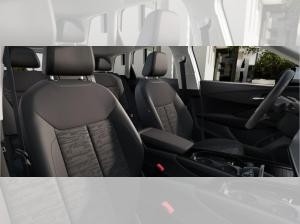 Audi Q3 SUV e-hybrid S tronic