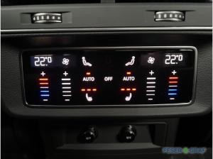 Audi RS Q8 SUV performance RS Sportoffensive