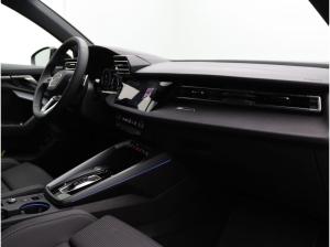Audi A3 Sportback S-Line 40TFSIe S-tronic / Navi, LED