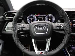 Audi A3 Sportback S-Line 40TFSIe S-tronic / Navi, LED