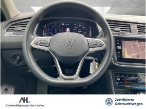Volkswagen Tiguan Allspace 2.0 TDI Life DSG 7 Sitzer AHK Navi LED ACC RFK