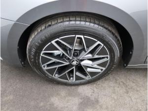 Skoda Octavia Combi Tour 2.0 TDI DSG / LED, ACC, Navi