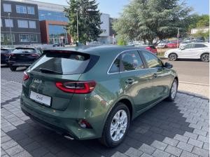 Kia Ceed 1.5T DCT7 VIS KOMF+