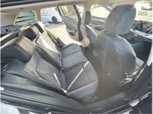 Volkswagen Golf Variant Life 2.0 l TDI DSG CarPlay ACC LED Winterräder