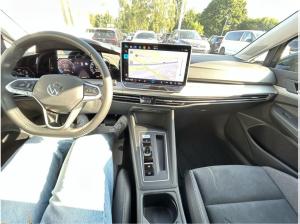 Volkswagen Golf Variant Life 2.0 l TDI DSG CarPlay ACC LED Winterräder