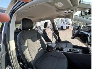 Volkswagen Golf Variant Life 2.0 l TDI DSG CarPlay ACC LED Winterräder