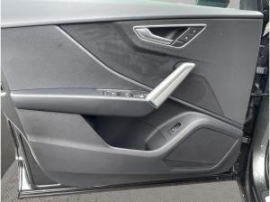 Audi Q2 35 TFSI S line LED Navi PDC CarPlay