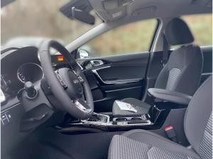Kia Ceed SW Ultimate 140PS AUTOMATIK *WINTERRÄDER*