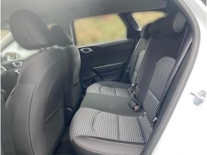 Kia Ceed SW Ultimate 140PS AUTOMATIK *WINTERRÄDER*