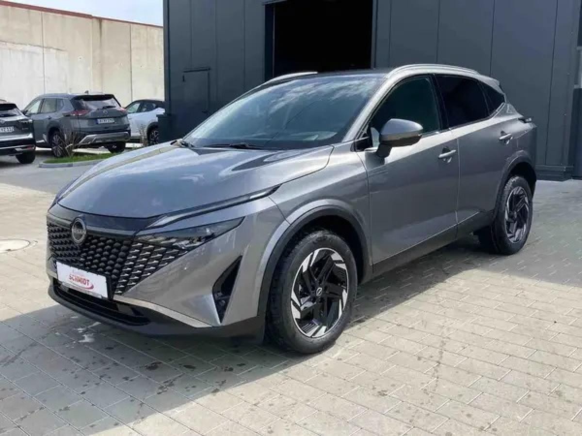 Nissan Qashqai N-Connecta 1.3DIG-T Xtronic LED Head Up Navi