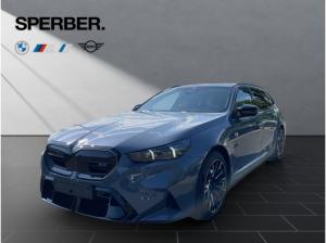BMW M5 Tour.Comfort Pkt.,Panorama,AHK,Sitzbelüft.,M Comp.-Bremse,uvm.
