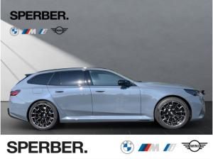 BMW M5 Tour.Comfort Pkt.,Panorama,AHK,Sitzbelüft.,M Comp.-Bremse,uvm.