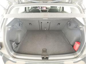 Volkswagen Golf VIII 1.4 TSIe Style *HYBRID*LED*PDC*Navi*