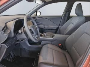 Lexus LBX inkl. Komfort Paket & Sonderlackierung | sofort verfügbar in Leipzig