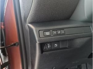 Lexus LBX inkl. Komfort Paket & Sonderlackierung | sofort verfügbar in Leipzig