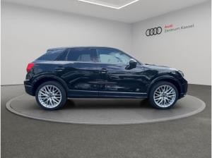 Audi Q2 35 TDI quattro LED Navi AHK Kamera