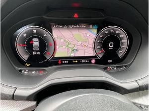 Audi Q2 35 TDI quattro LED Navi AHK Kamera