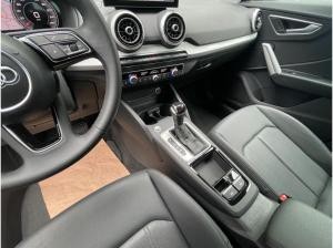 Audi Q2 35 TDI quattro LED Navi AHK Kamera