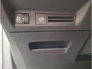 Peugeot 3008 Allure Hybrid 145 +Kamera+Pano-Nav+LED+SHZ