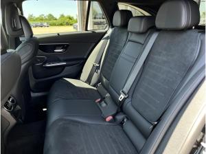 Mercedes-Benz C 180 T Edition-AMG+Night+DigitalLigt+CarPlay+19"