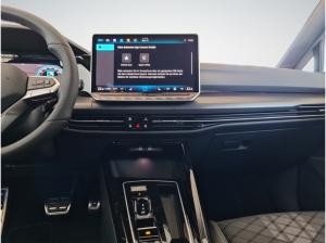 Volkswagen Golf 1.5 eTSI DSG R-Line+BLACKSTYLE+IQLIGHT+NAVI