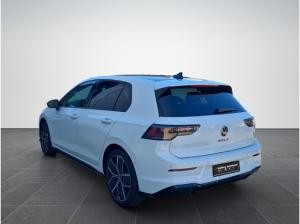 Volkswagen Golf 1.5 eTSI DSG R-Line+WR+BLACKSTYLE+NAVI+HARM