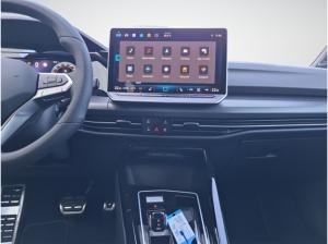 Volkswagen Golf 1.5 eTSI DSG R-Line+WR+BLACKSTYLE+NAVI+HARM