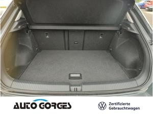Volkswagen T-Roc Style 1.5l TSI +PDC+LIGHT-ASSIST+APP-CONNECT+