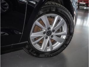 Volkswagen Touran 1.5 TSI Comfortline Navi APP SHZG 1,99 %