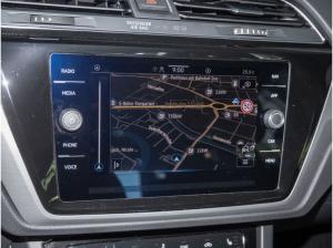 Volkswagen Touran 1.5 TSI Comfortline Navi APP SHZG 1,99 %