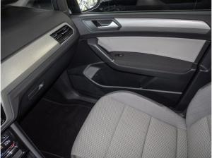 Volkswagen Touran 1.5 TSI Comfortline Navi APP SHZG 1,99 %