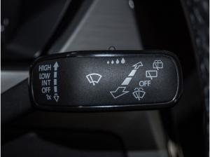 Volkswagen Touran 1.5 TSI Comfortline Navi APP SHZG 1,99 %