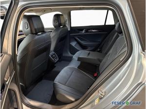 Volkswagen Passat 1.5 TSI eHybrid Elegance NAVI KAM WINTER+