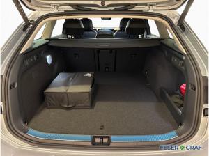 Volkswagen Passat 1.5 TSI eHybrid Elegance NAVI KAM WINTER+