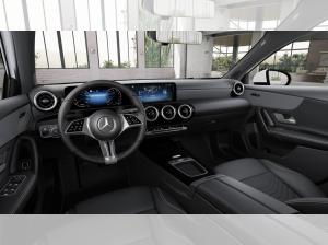 Mercedes-Benz A 200 Limousine+Panodach+AHK+Totwinkel+DISTRONIC+CarPlay+ Winter-Paket