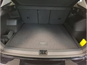 Volkswagen Tiguan 1.5 eTSI Life ACC AHK RFK 18 Totwinkel A