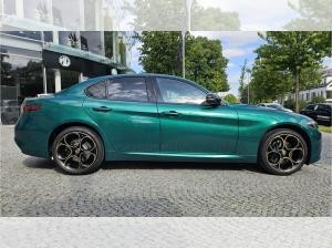 Alfa Romeo Giulia 2.0 Turbo 16V 206kW AT8-Q4 Intensa *Sofort Verfügbar*