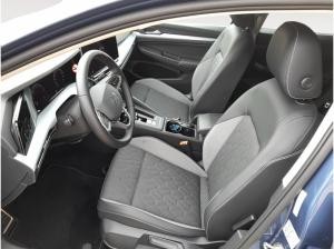 Volkswagen Golf VIII Variant 2.0 TDI Goal Matrix AHK 360 ACC