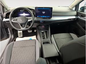 Volkswagen Golf VIII Variant 2.0 TDI Goal AHK Matrix 360°
