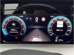 Volkswagen Golf VIII 1.5 TSI Life Navi LED Head-up ACC