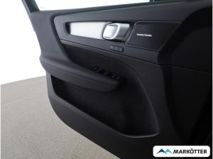 Volvo XC40 Plus Black Edition B3/360° Kamera/Frontscheibenheizung