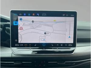 Volkswagen Golf VIII 2,0 TDI 50 Jahre Matrix AHK HuD Pano Navi